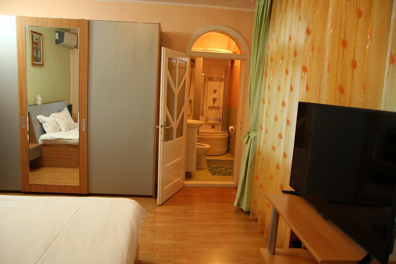 Casa Monica Hotell Băile Felix Eksteriør bilde