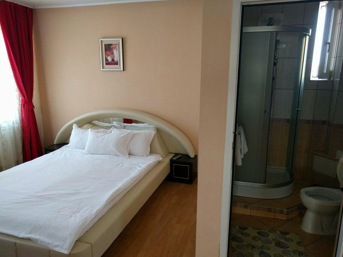 Casa Monica Hotell Băile Felix Eksteriør bilde