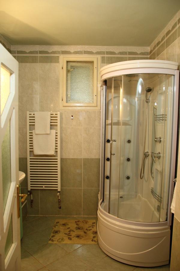 Casa Monica Hotell Băile Felix Eksteriør bilde