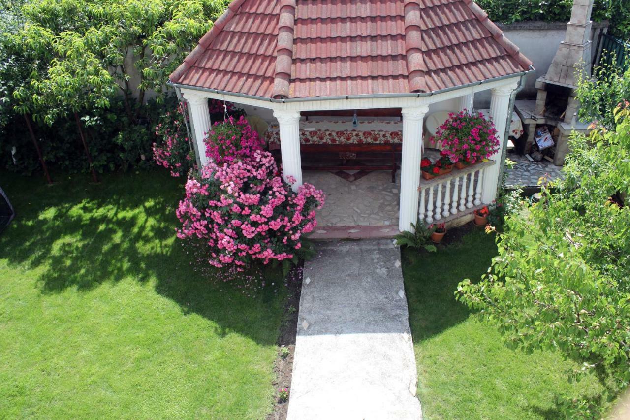 Casa Monica Hotell Băile Felix Eksteriør bilde